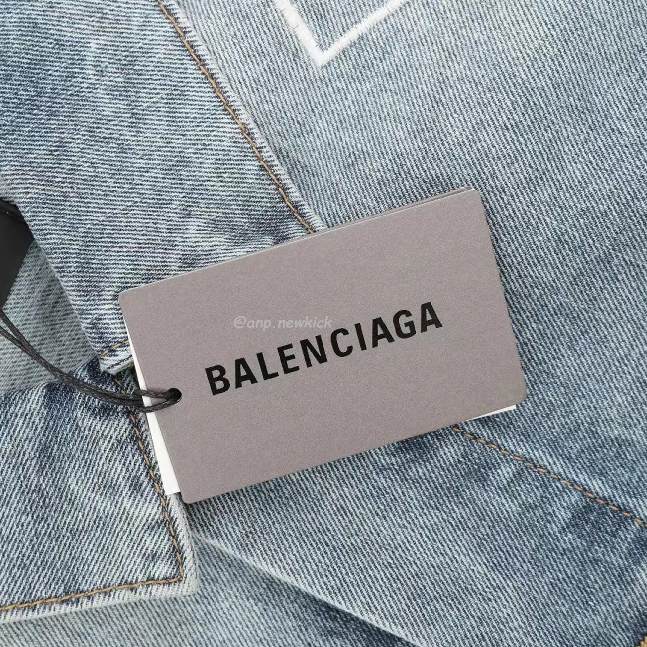 Balenciaga Retro Denim Jacket (6) - newkick.app